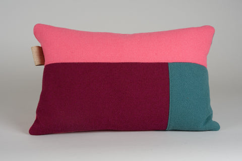 Colorblock Pillow 40x60 - Donkergroen/Roze